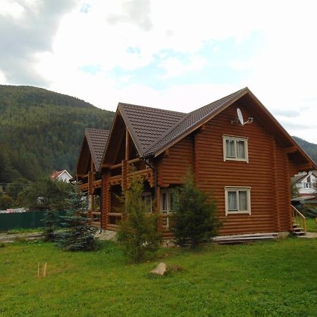 Leoslav Apartments Tatariv Buitenkant foto