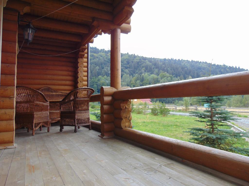 Leoslav Apartments Tatariv Buitenkant foto